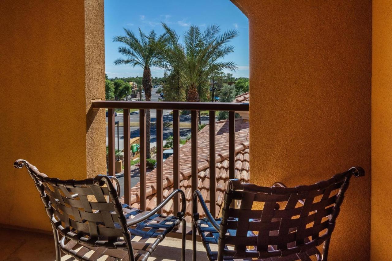 Holiday Inn Phoenix/Chandler By Ihg Bagian luar foto