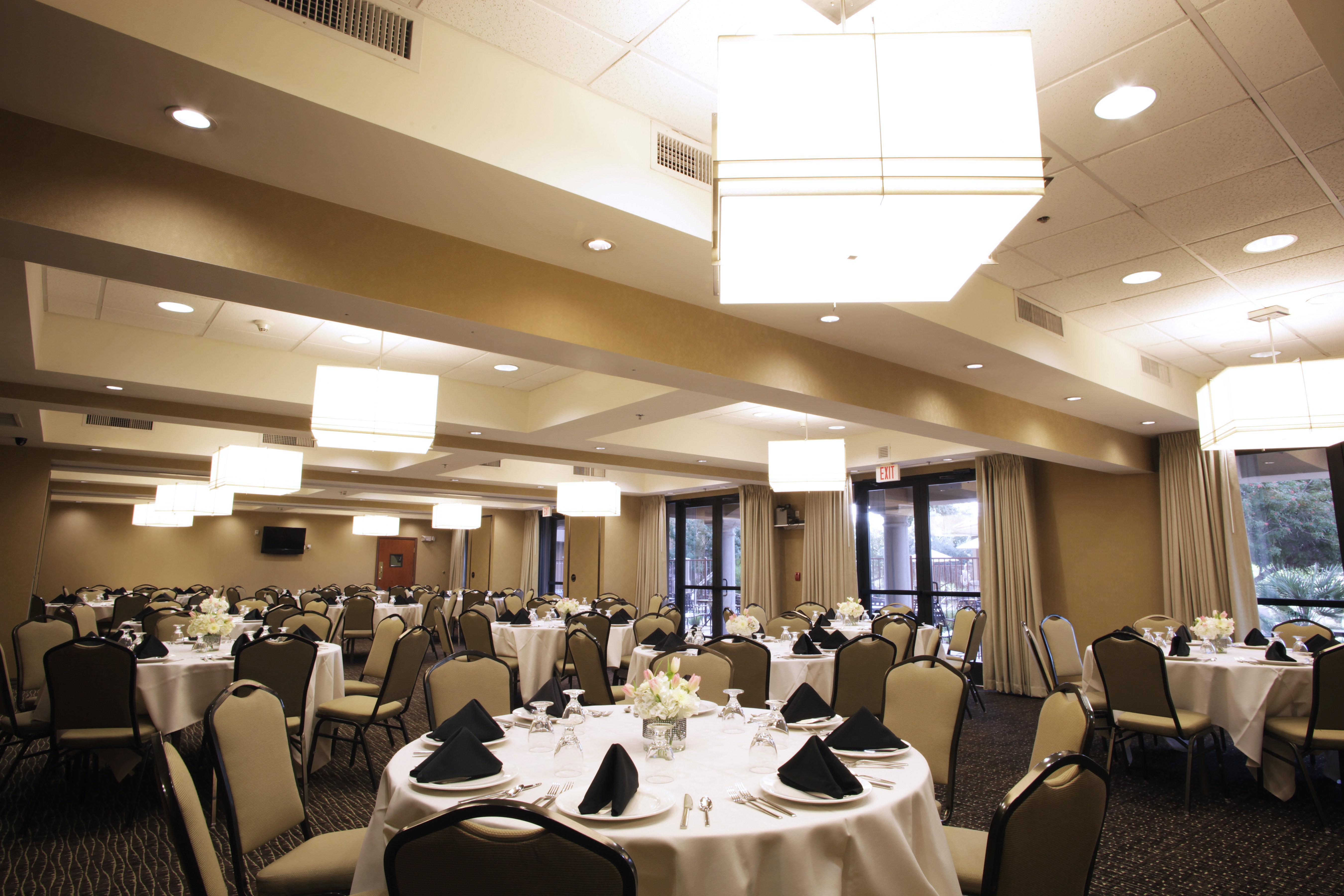 Holiday Inn Phoenix/Chandler By Ihg Bagian luar foto