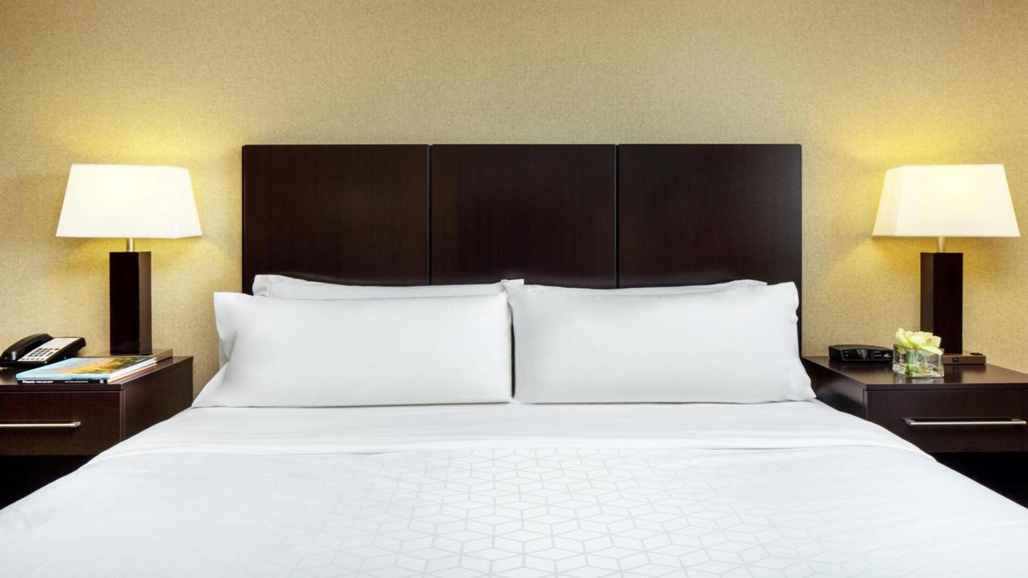 Holiday Inn Phoenix/Chandler By Ihg Bagian luar foto