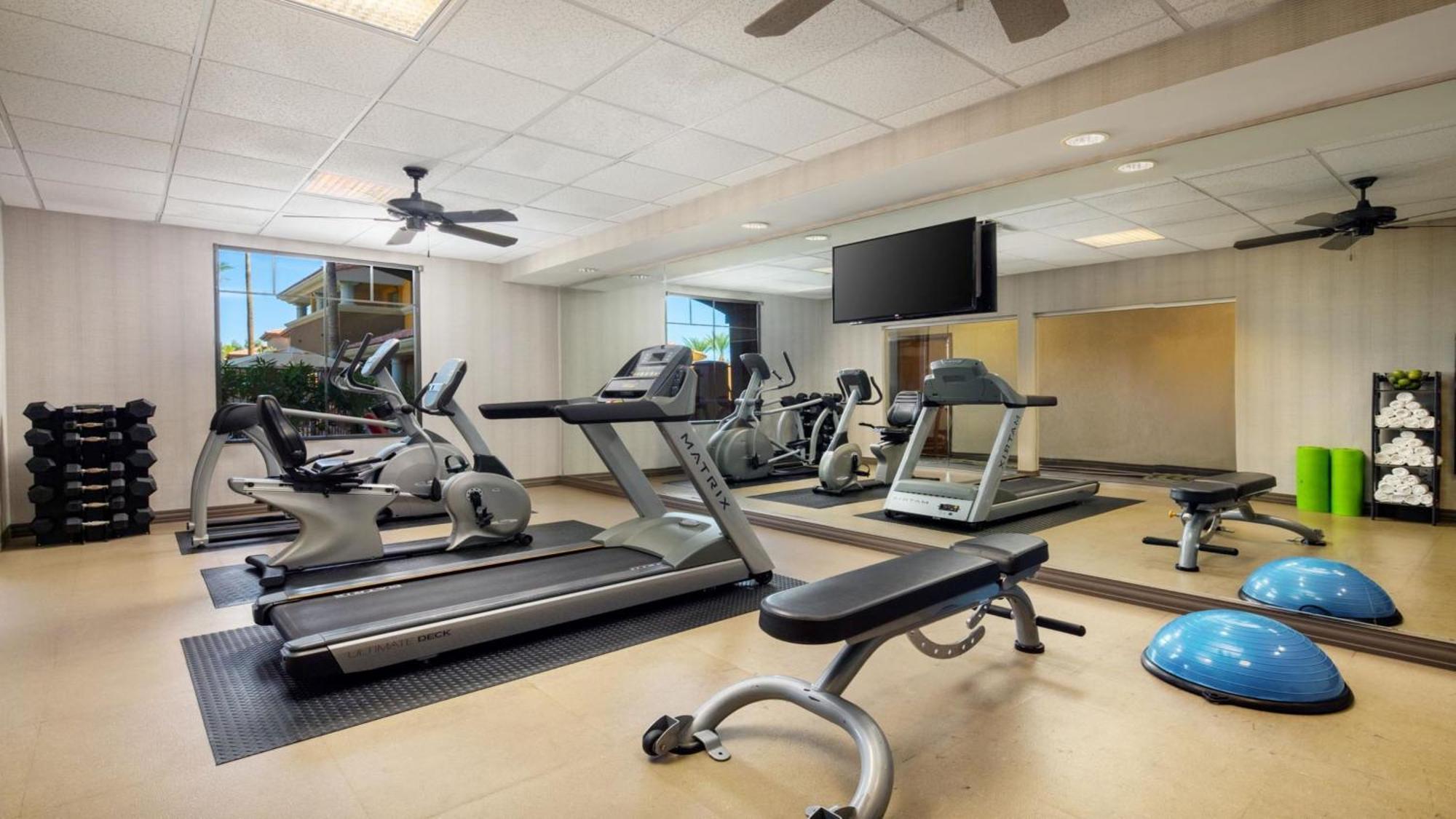 Holiday Inn Phoenix/Chandler By Ihg Bagian luar foto